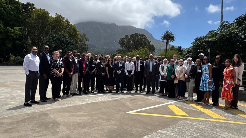 ملتقى استخدمات الذكاء الاصطناعي (1)